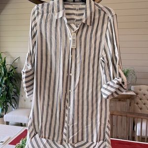 Tunic Blouse - high Low bottom.